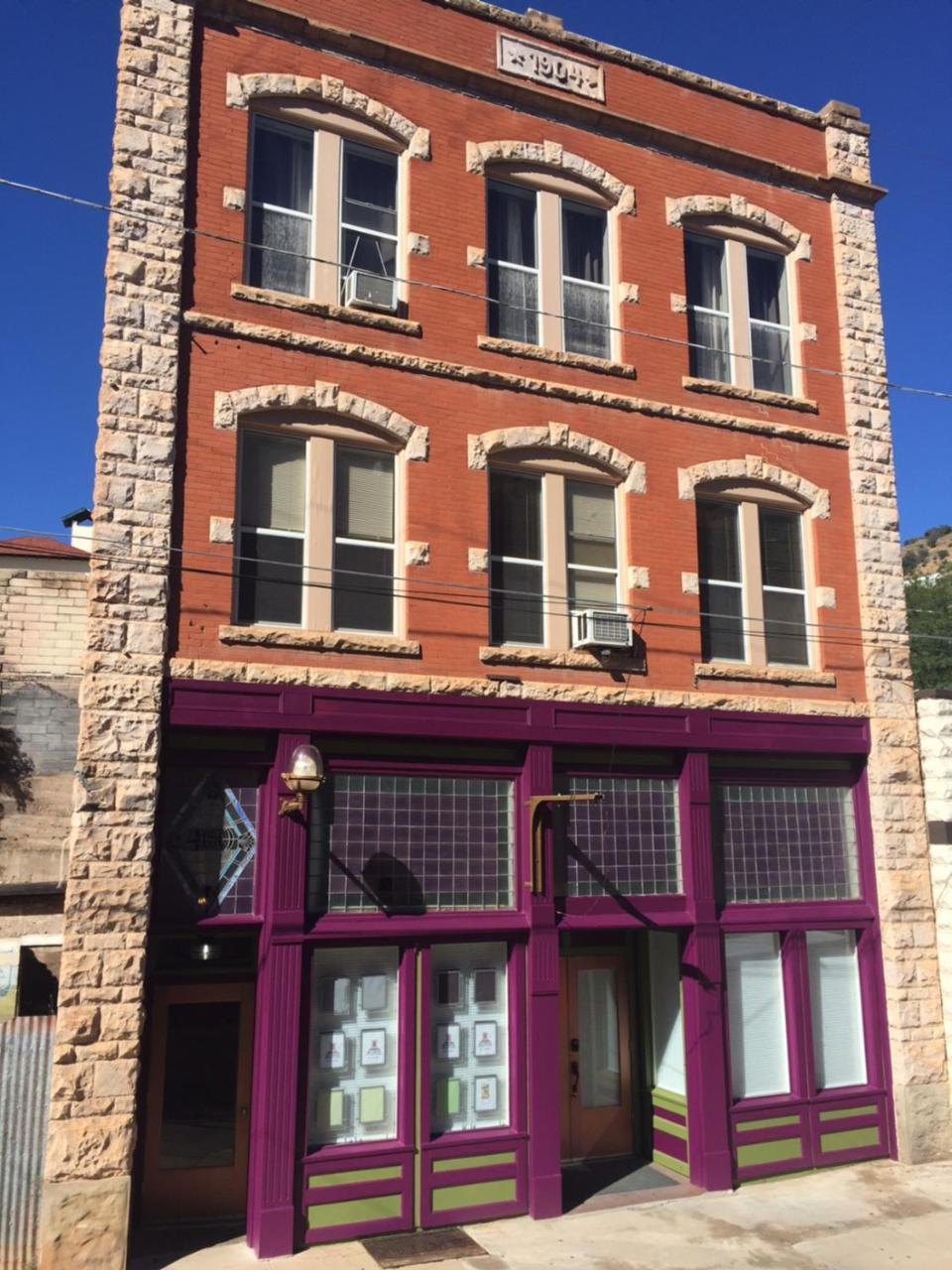 Bisbee Brownstone Suites Extérieur photo